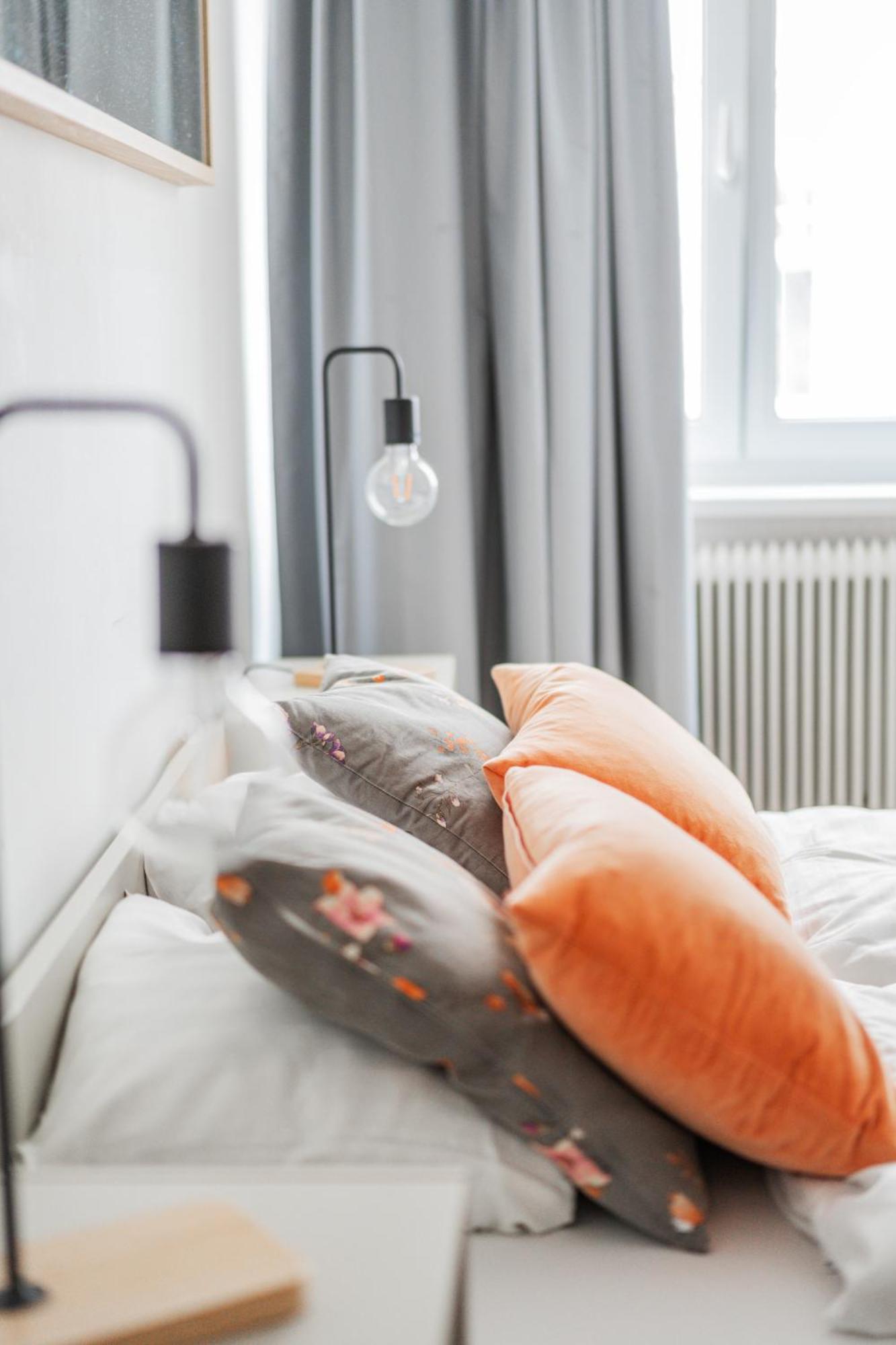 Апартаменты Studio Next To Karlskirche #17 Вена Экстерьер фото